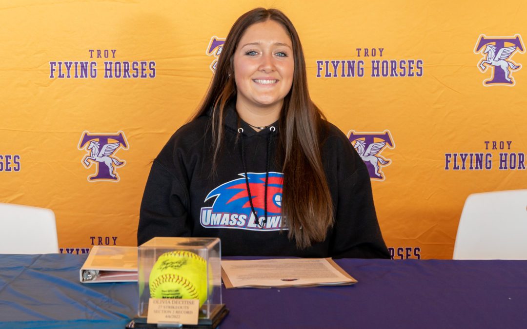 DeCitise Signs National Letter of Intent