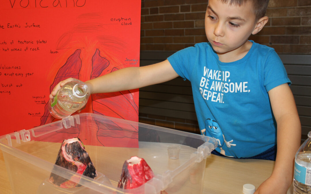 School 18 Students Explore Big Ideas at Science Fair